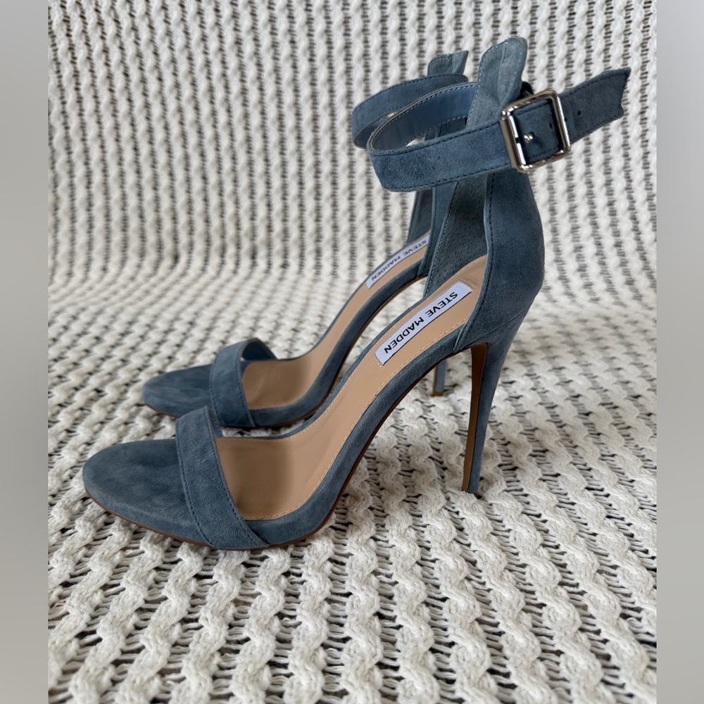 STEVE MADDEN Mercy Dusty Blue Suede Ankle Strap Stiletto Heels Women’s Size 8 - Picture 2 of 9